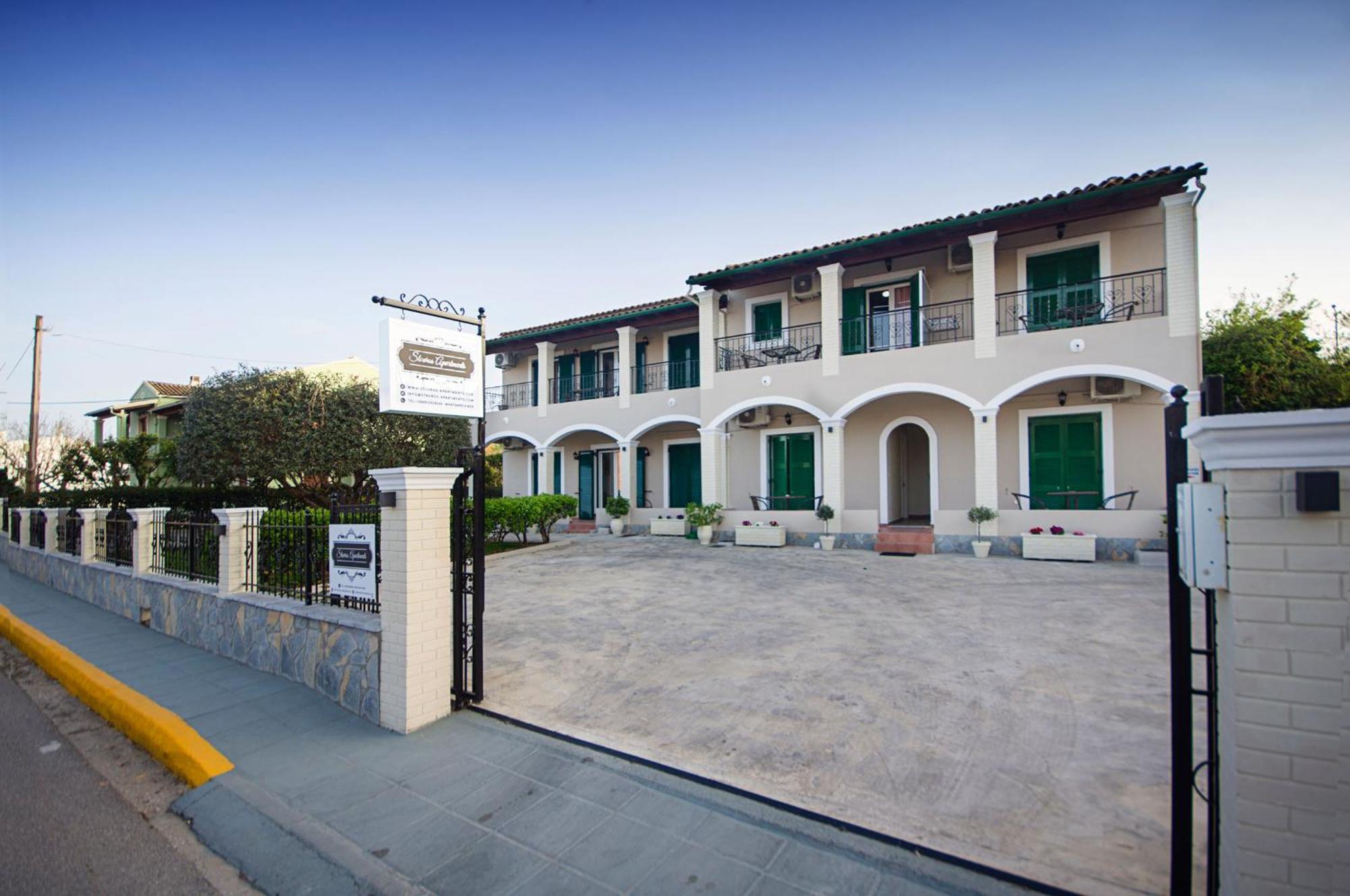 Stavros Apartments Kontokali Next To Gouvia Marina Exteriér fotografie