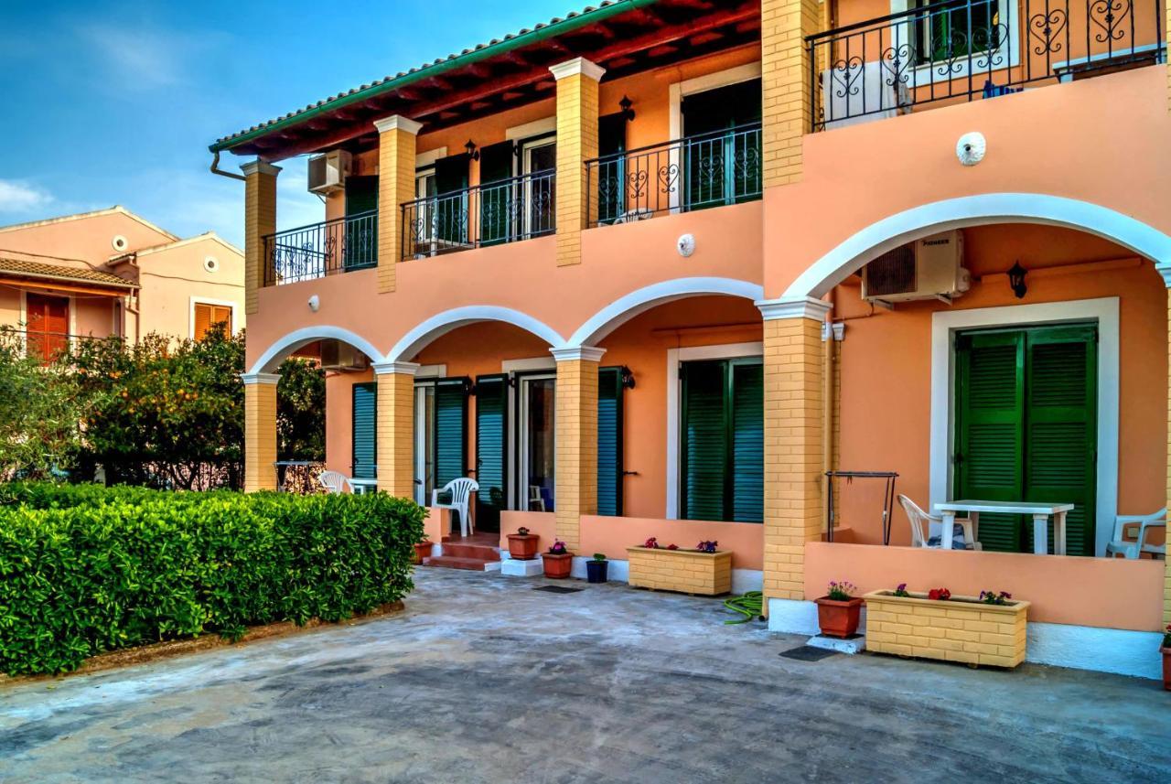 Stavros Apartments Kontokali Next To Gouvia Marina Exteriér fotografie